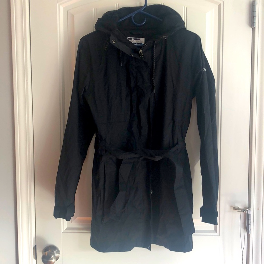 Columbia Women’s Rain Jacket - Small